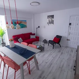 https://views-of-santa-cruz.in-canary-islands.com